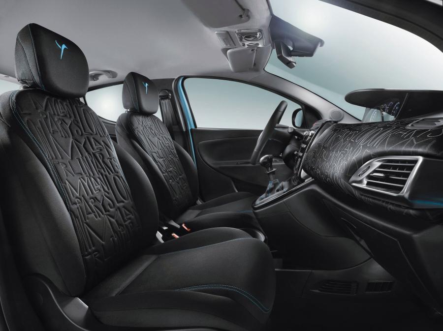  Lancia Ypsilon Elefantino 2013 года  (фото 2 из 18)